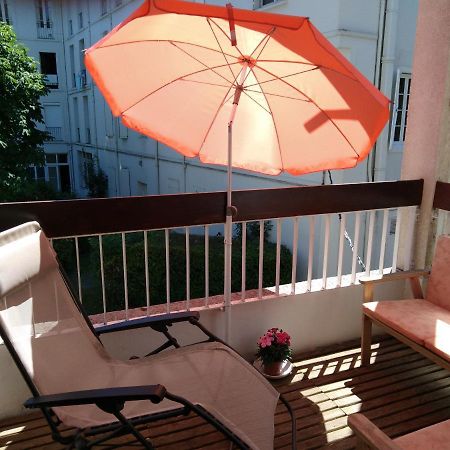 Le Pardeilhan Appt Chaleureux, Lumineux Avec Terrasse Et Parking En Coeur De Ville Bagnères-de-Luchon Esterno foto