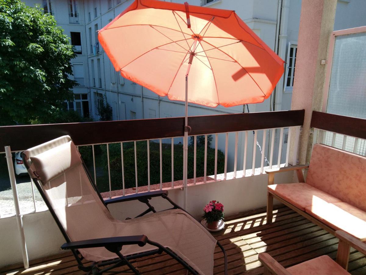Le Pardeilhan Appt Chaleureux, Lumineux Avec Terrasse Et Parking En Coeur De Ville Bagnères-de-Luchon Esterno foto